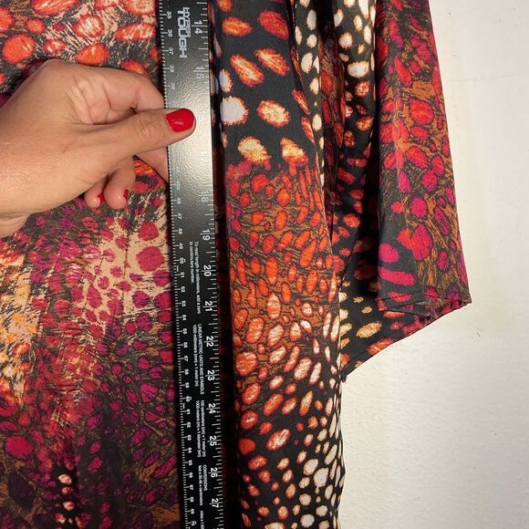 Natori Ladies Blouse Large Red Orange Satin Animal Print Tunic Oversized Relaxed - Picture 7 of 11